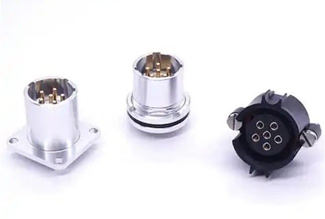 低壓電器連接器